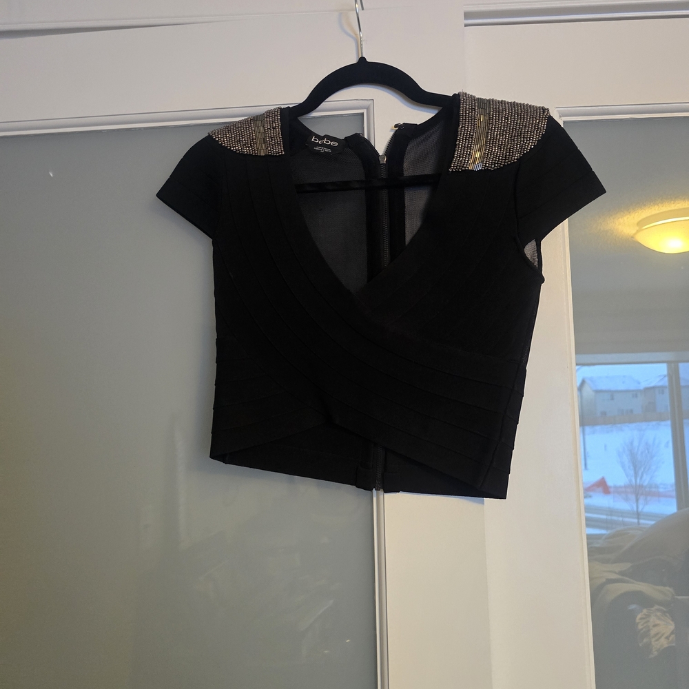 bebe Black Cropped V-Neck Top with Gold-Beaded Shoulders